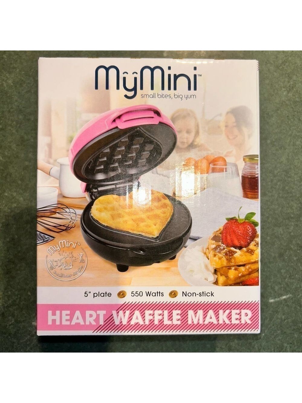 NIB Nostalgia My Mini Heart Shape Waffle Maker Pink